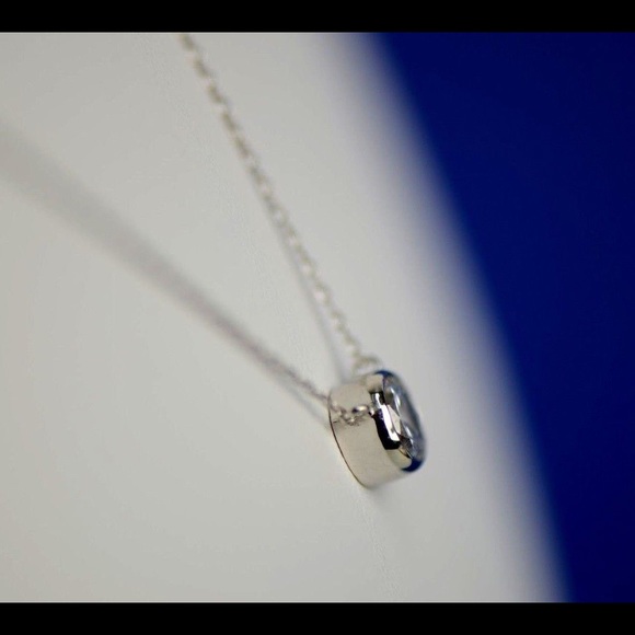 14k Gold Chain Necklace w/ Round Bezel CZ Diamond - Picture 6 of 7